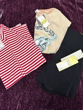 Girls Bundle of 2 Tops, 1 Pair of Shorts. NWT